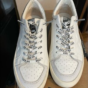 Vintage Havana size 10 sneakers